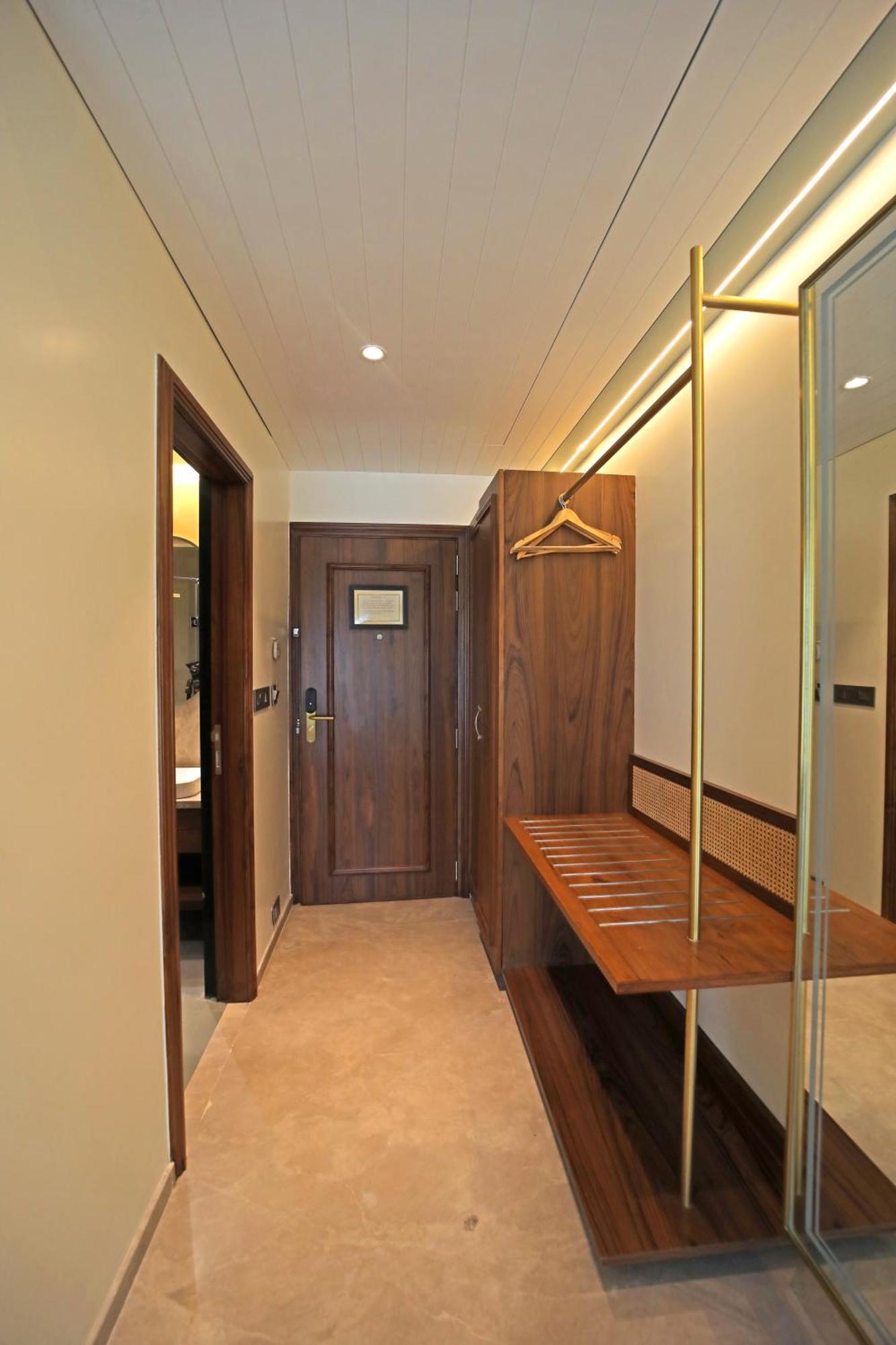 โฮเต็ล อมานทรา คอมฟอร์ท Hotel อุเดเปอร์ ภายนอก รูปภาพ